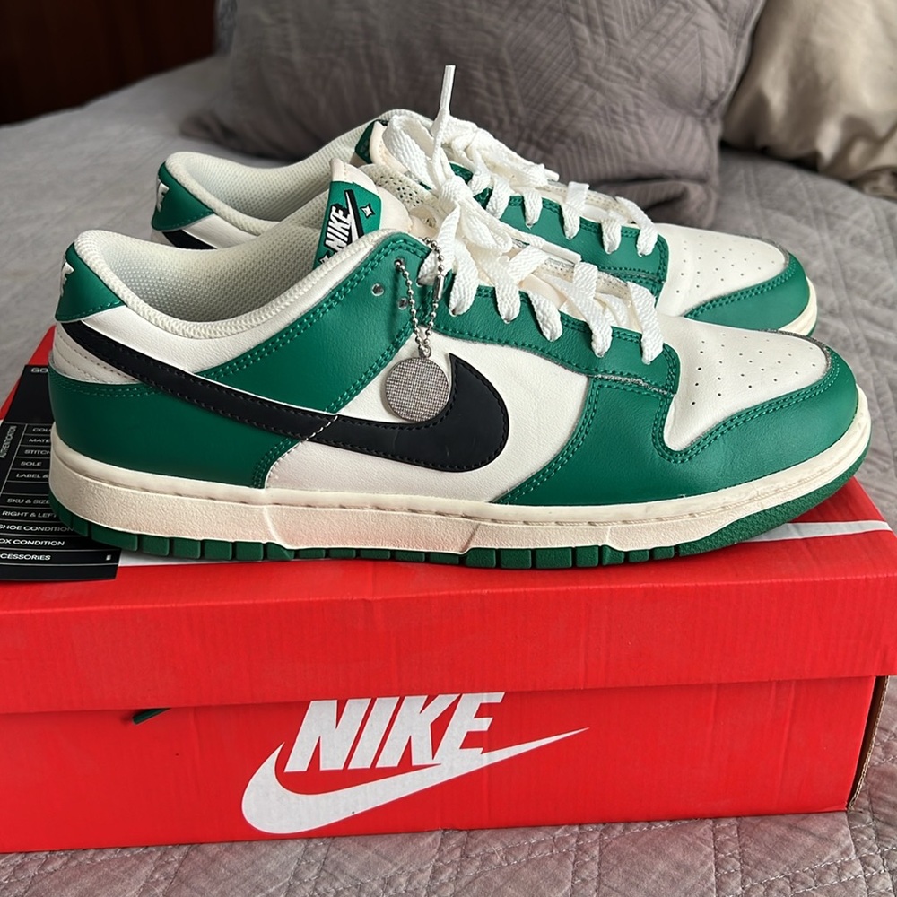 Nike dunk low retro se